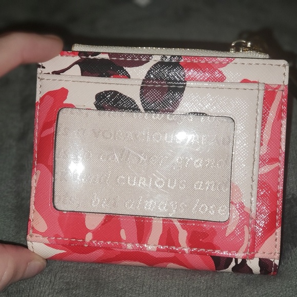 Kate Spade Cameron Street Roses Set - Picture 5 of 8